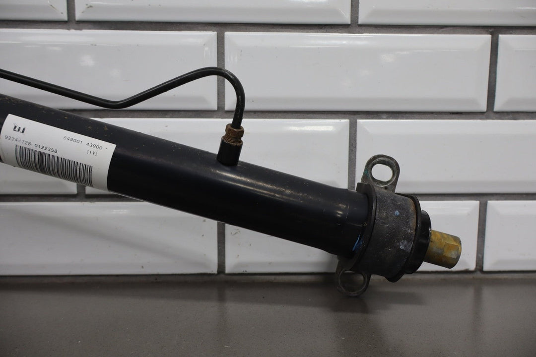 2010 - 2015 Chevrolet Camaro SS Steering Gear Rack and Pinion 22930456 OEM