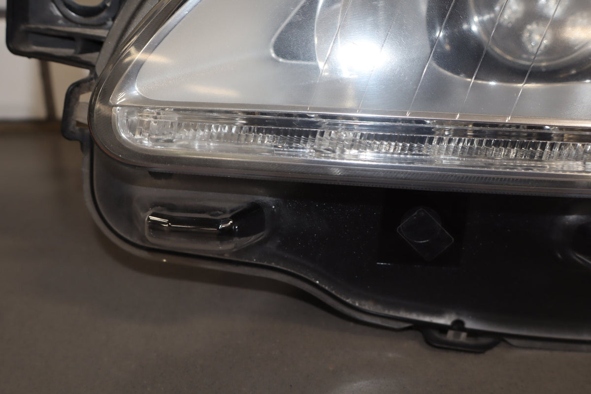 2010-2015 Jaguar XJ XJL Driver Left LH Xenon HID Headlight Assembly OEM