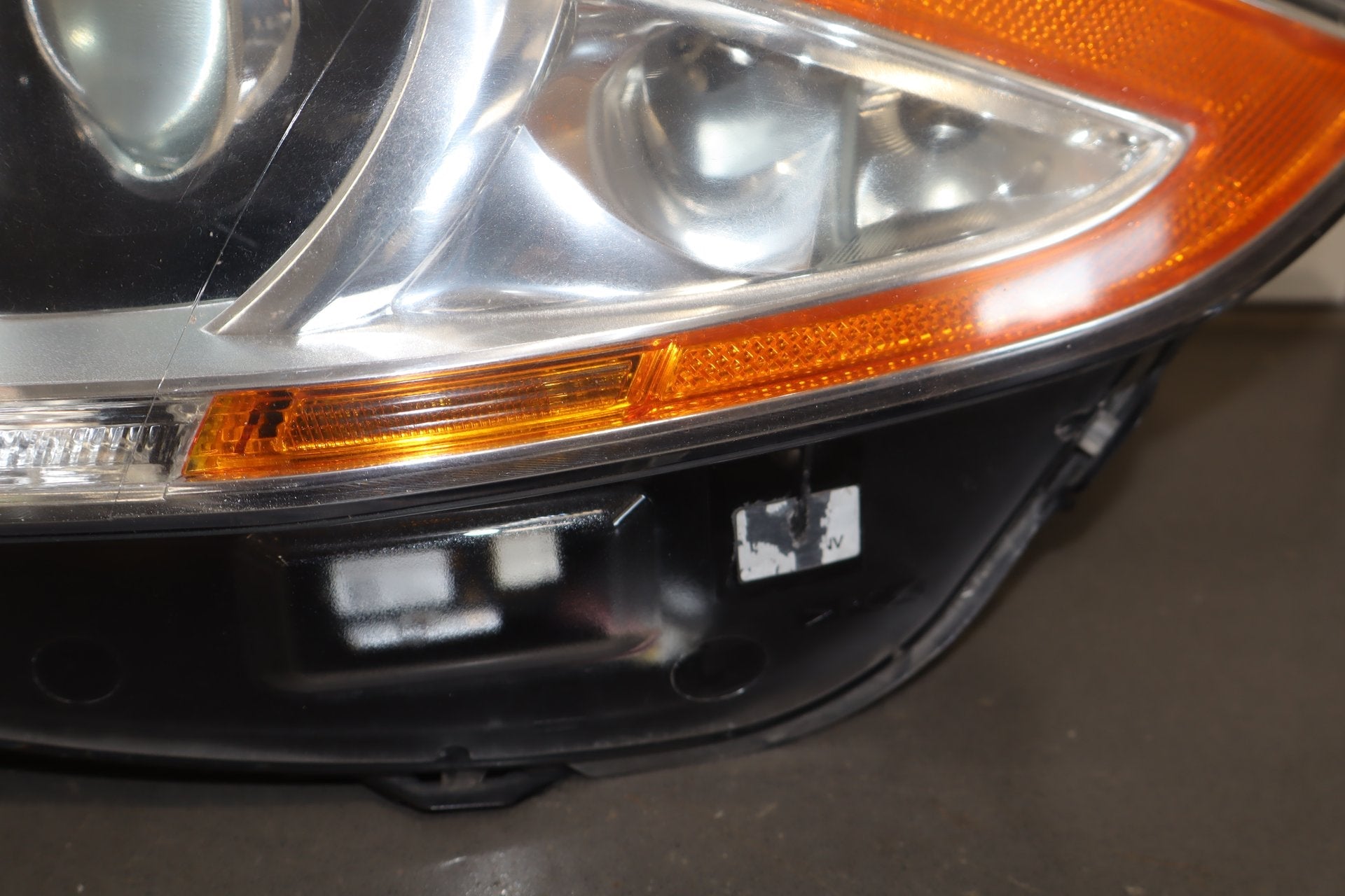 2010-2015 Jaguar XJ XJL Driver Left LH Xenon HID Headlight Assembly OEM