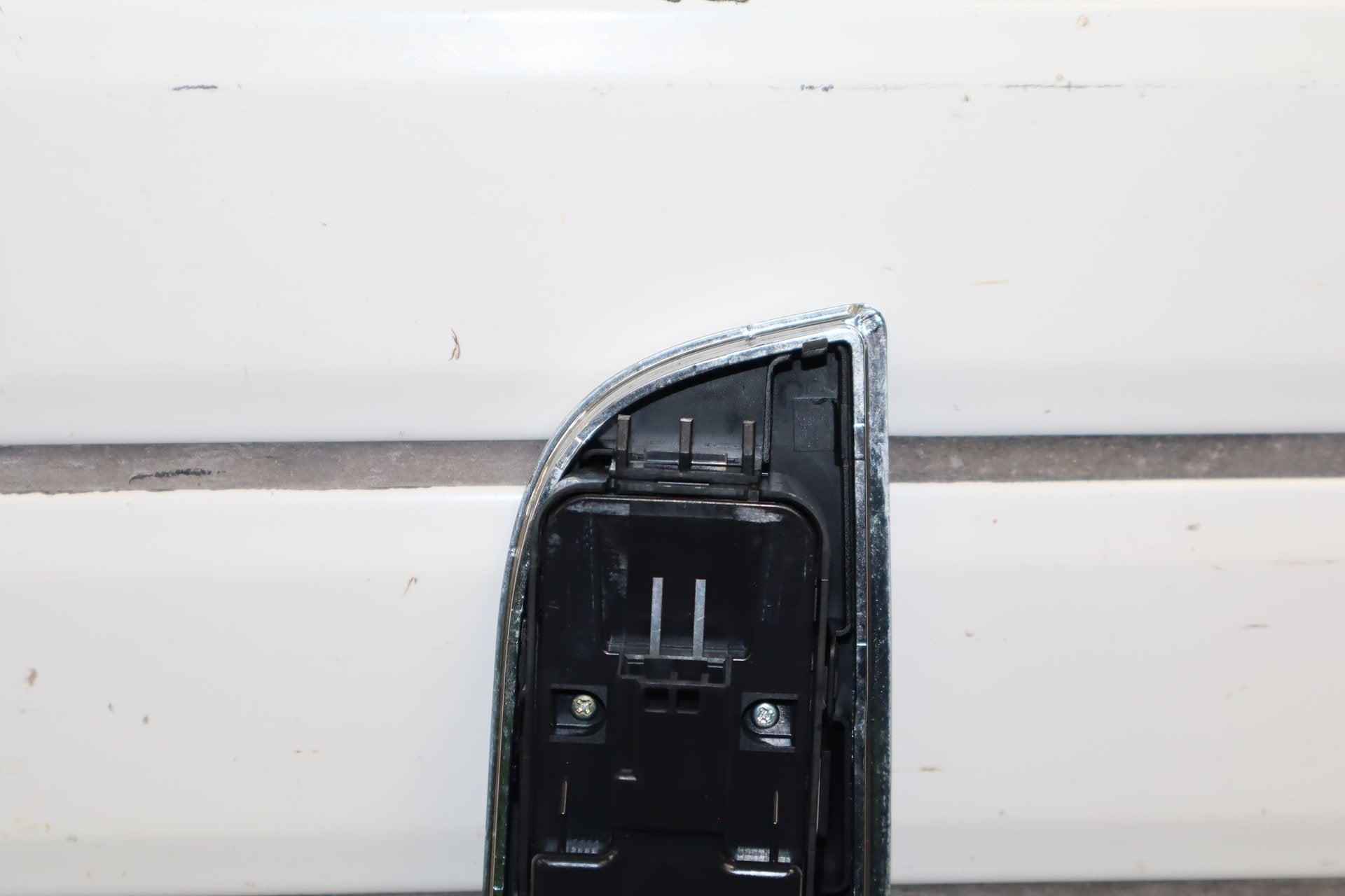 2010-2015 Jaguar XJ XJL X351 Left Front Window Switch OEM