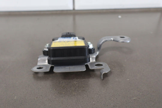 2010 - 2016 Lexus GX460 4Runner Stability Control/Yaw Rate Control Module