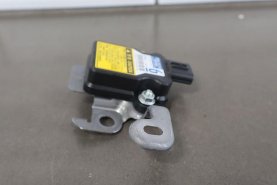 2010 - 2016 Lexus GX460 4Runner Stability Control/Yaw Rate Control Module