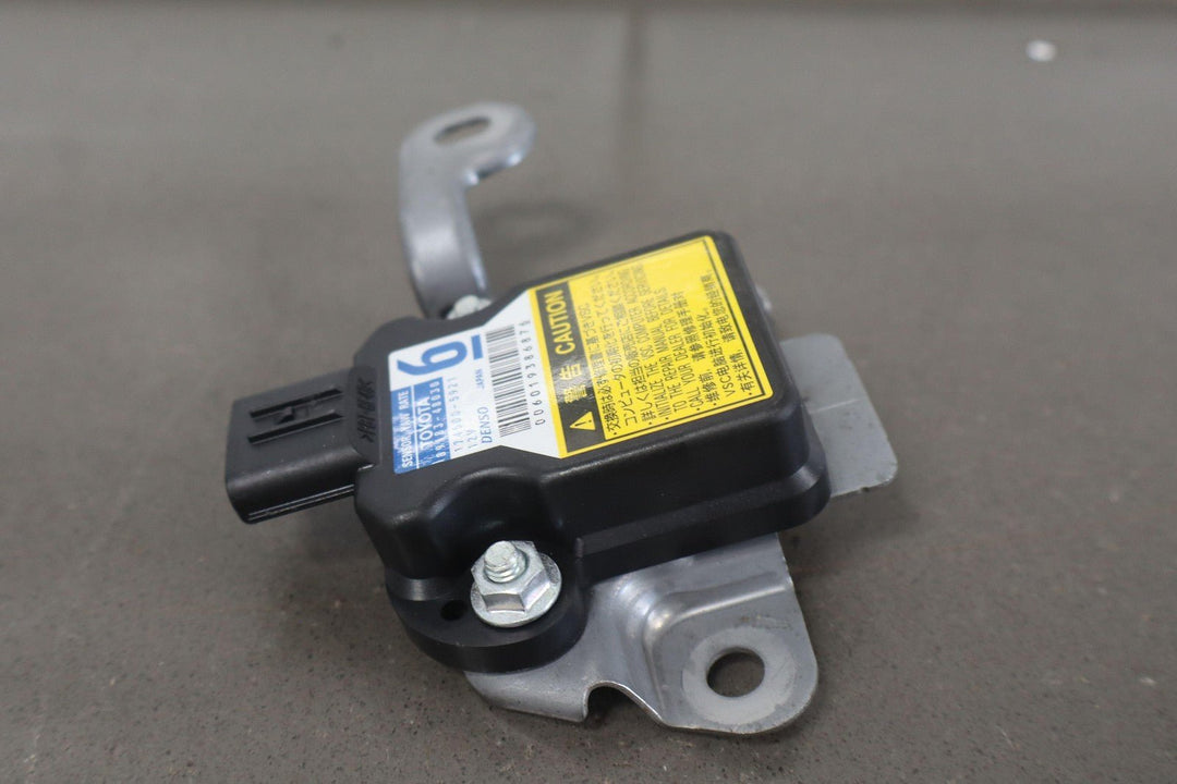 2010 - 2016 Lexus GX460 4Runner Stability Control/Yaw Rate Control Module