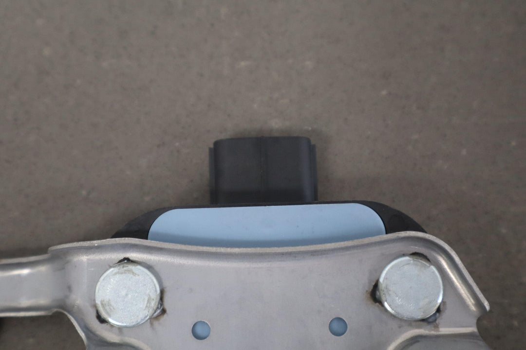 2010 - 2016 Lexus GX460 4Runner Stability Control/Yaw Rate Control Module