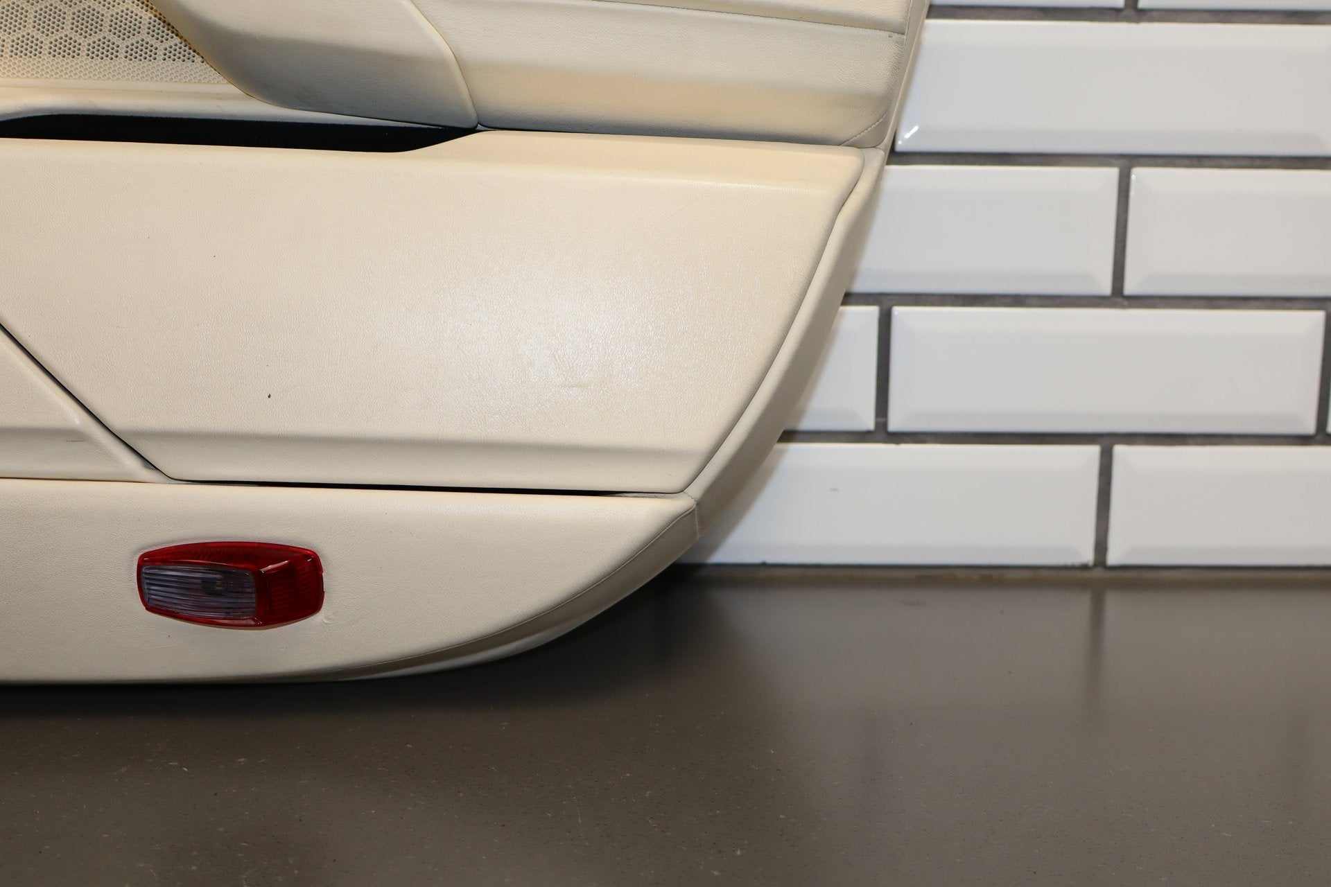 2010-2016 Porsche Panamera 4 S Right Front Interior Trim Panel Yachting Blue/ Cream BD