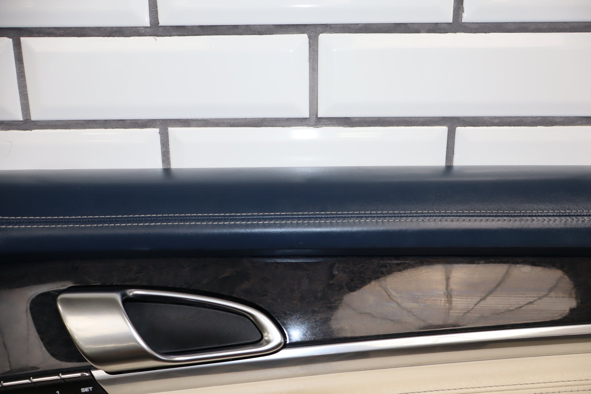 2010-2016 Porsche Panamera 4 S Right Front Interior Trim Panel Yachting Blue/ Cream BD