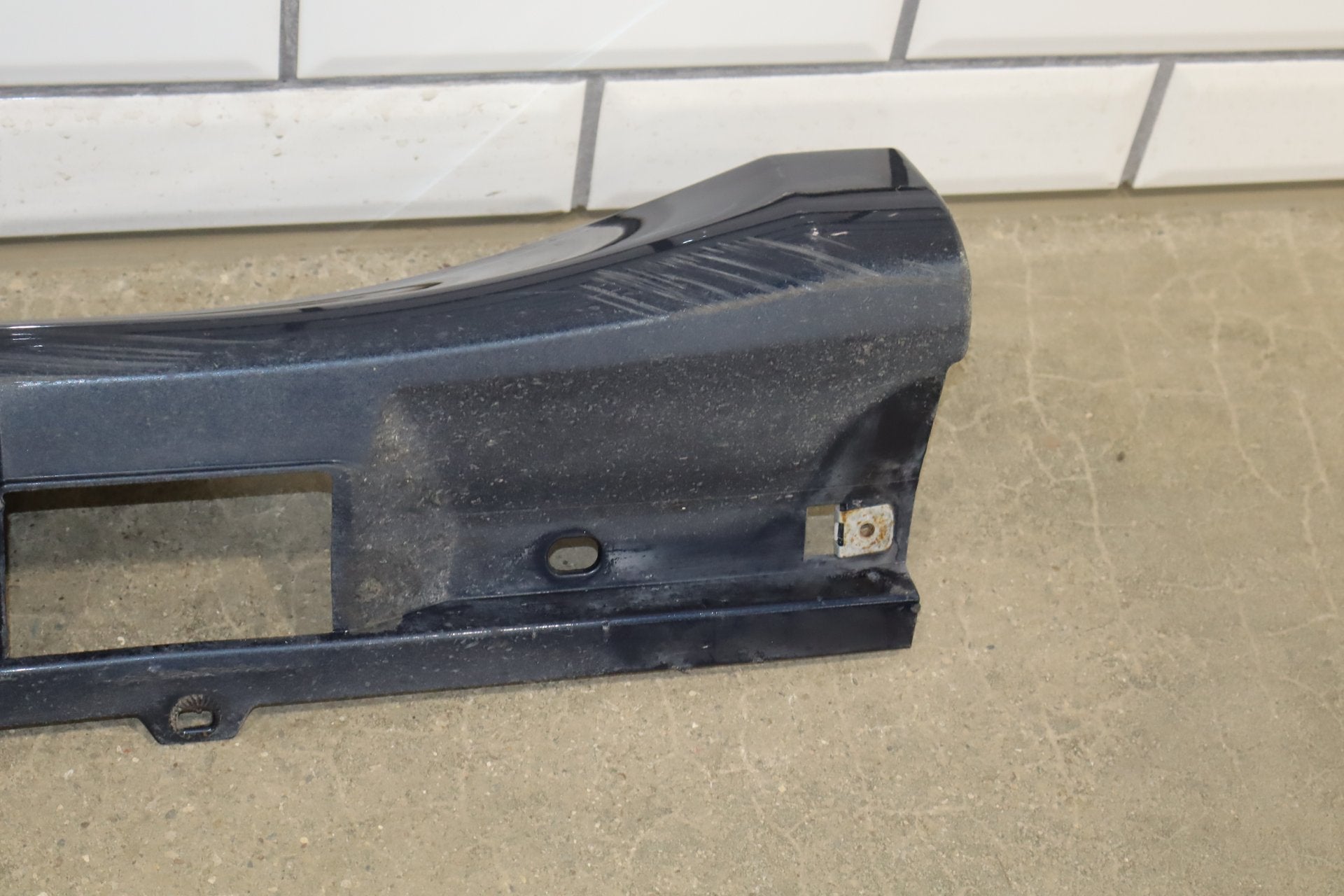 2010-2016 Porsche Panamera 4 S Right Rocker Molding Dark Blue Metallic Dark Blue Metallic