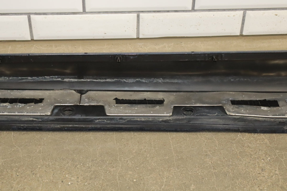 2010-2016 Porsche Panamera 4 S Right Rocker Molding Dark Blue Metallic Dark Blue Metallic