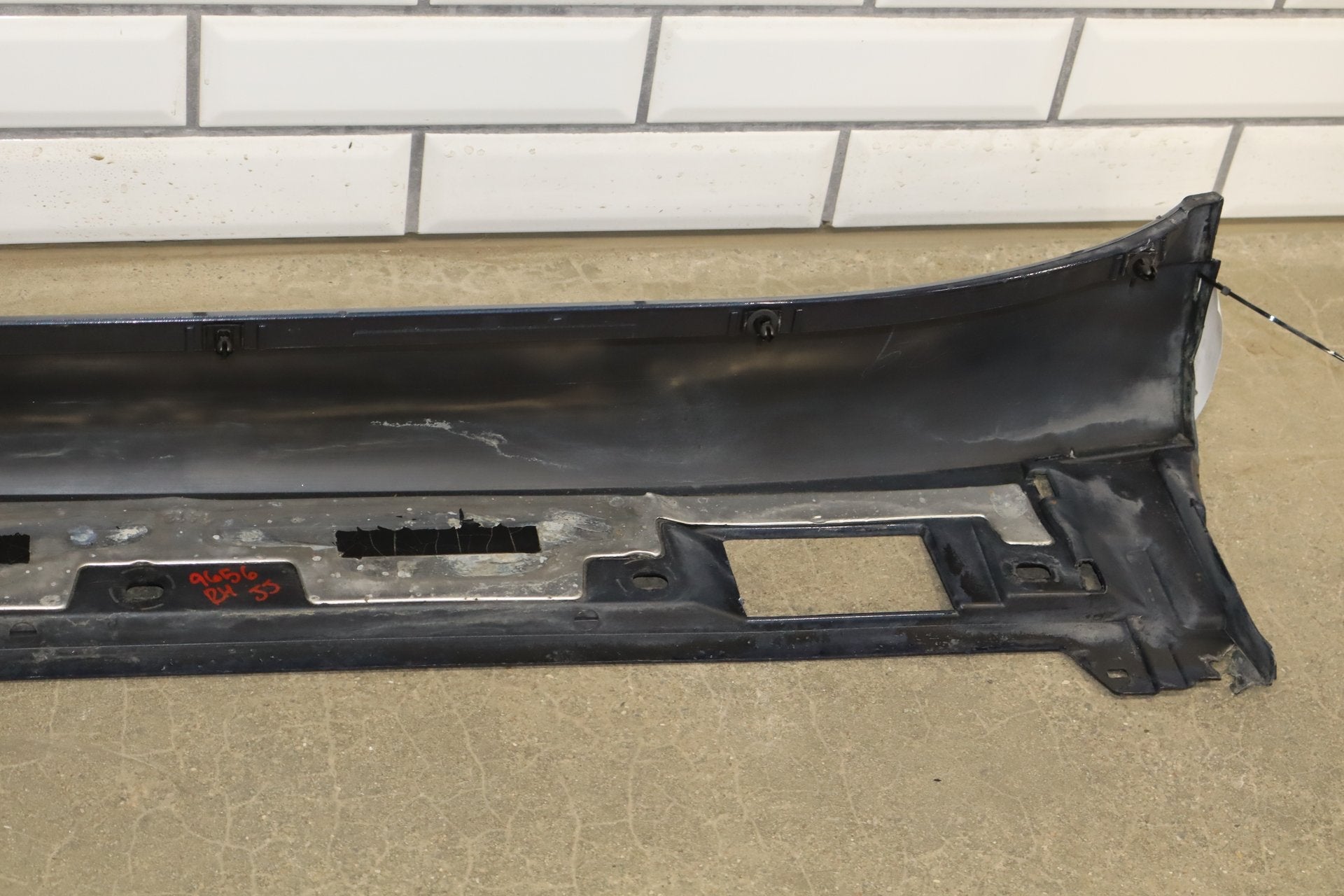 2010-2016 Porsche Panamera 4 S Right Rocker Molding Dark Blue Metallic Dark Blue Metallic