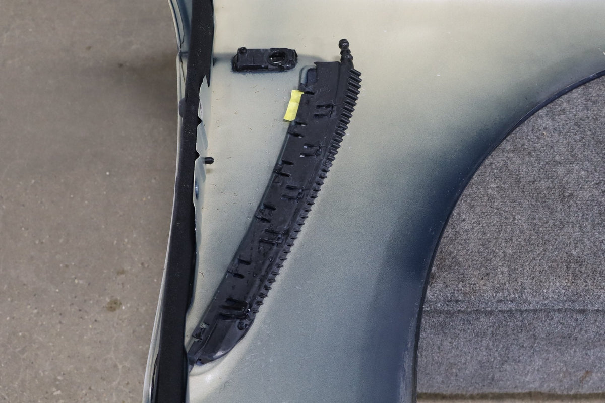 2010-2016 Porsche Panamera 970 Driver LH Left Fender Dark Blue Metallic N4