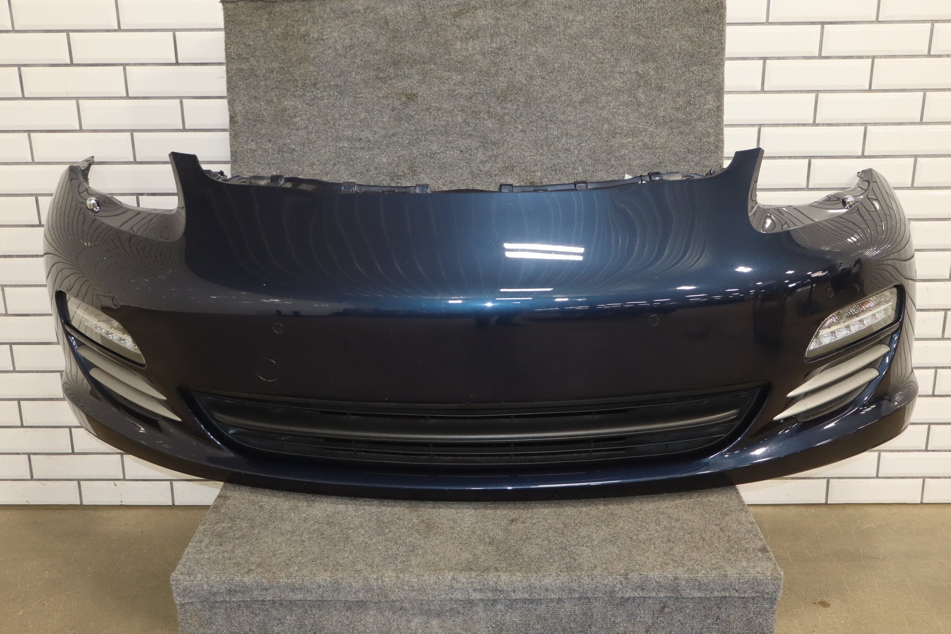 2010-2016 Porsche Panamera 970 Loaded Front Bumper w/Lights Dark Blue Metallic