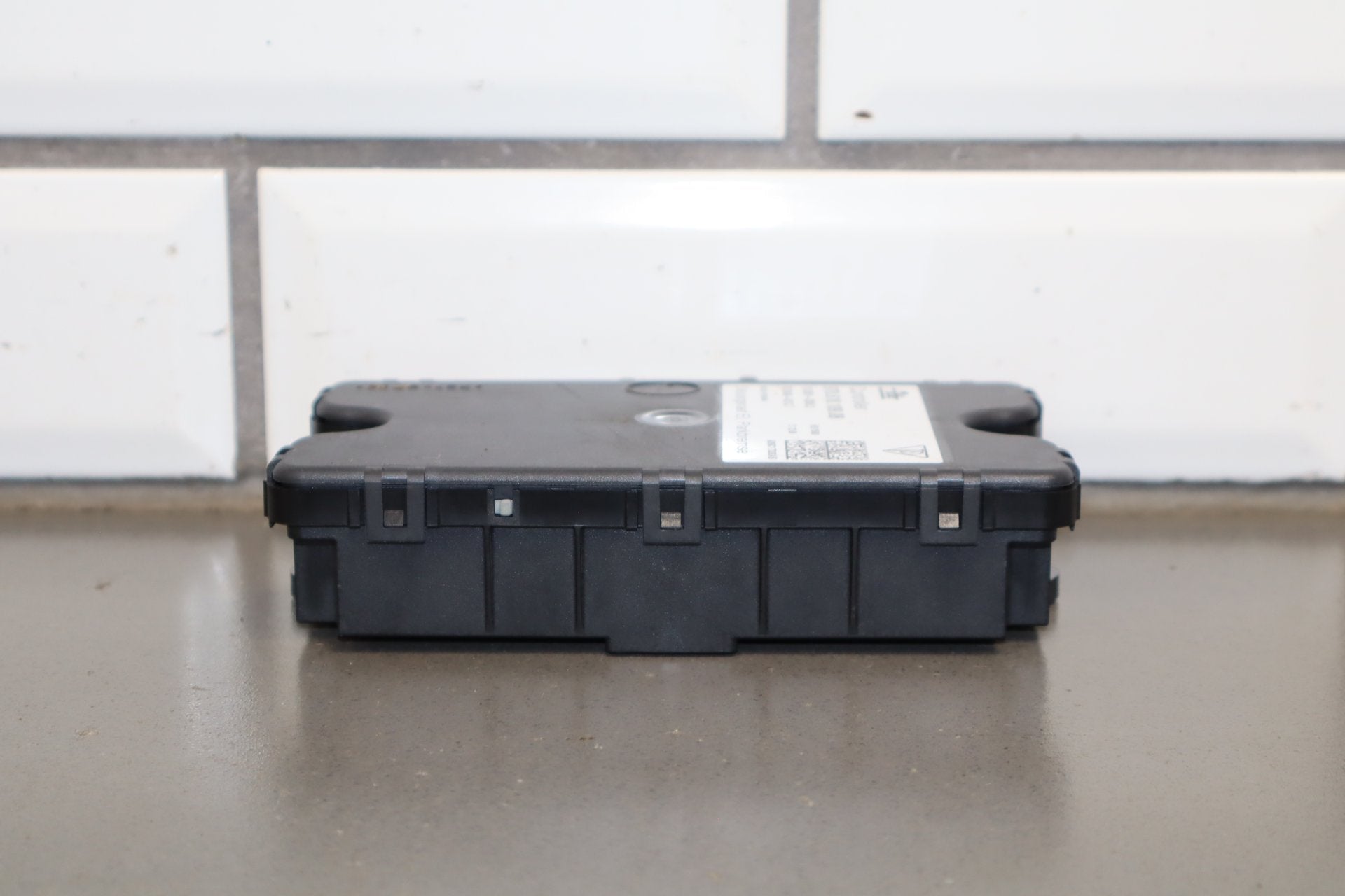 2010-2016 Porsche Panamera 970- Parking Brake Control Module PN: 97061810908