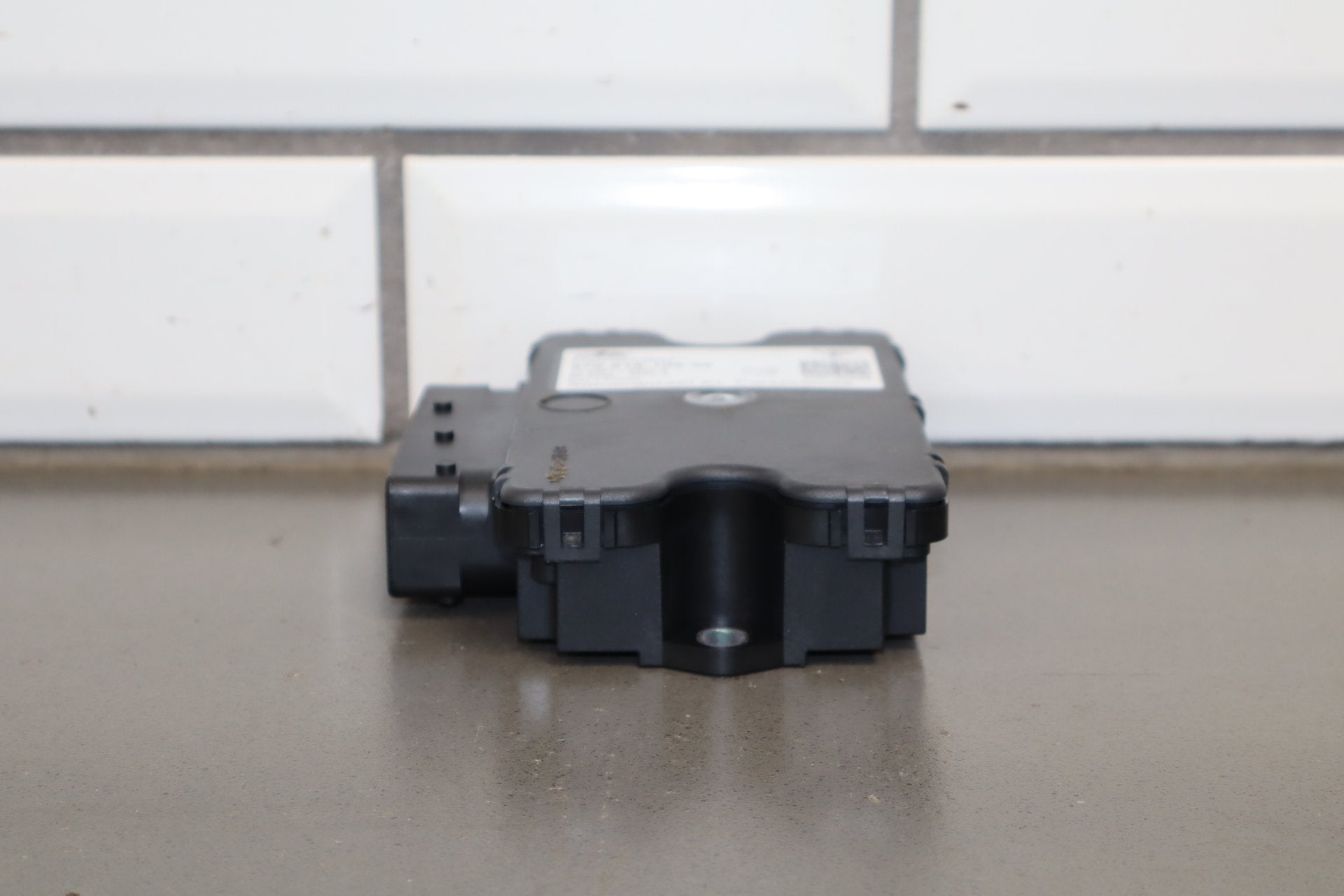 2010-2016 Porsche Panamera 970- Parking Brake Control Module PN: 97061810908