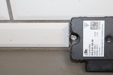 2010-2016 Porsche Panamera 970- Parking Brake Control Module PN: 97061810908