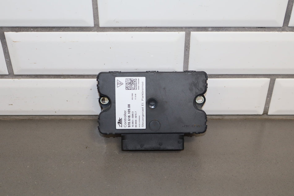 2010-2016 Porsche Panamera 970- Parking Brake Control Module PN: 97061810908