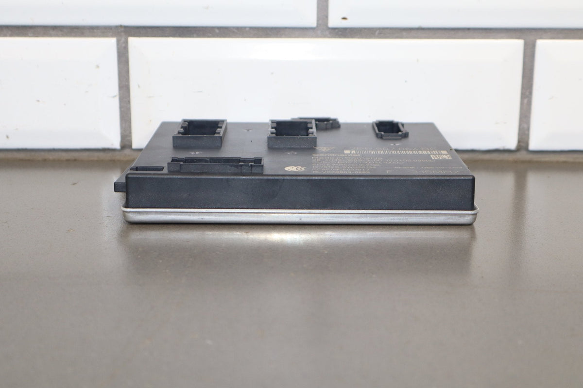 2010-2016 Porsche Panamera Body Control Module 7pp907064be OEM