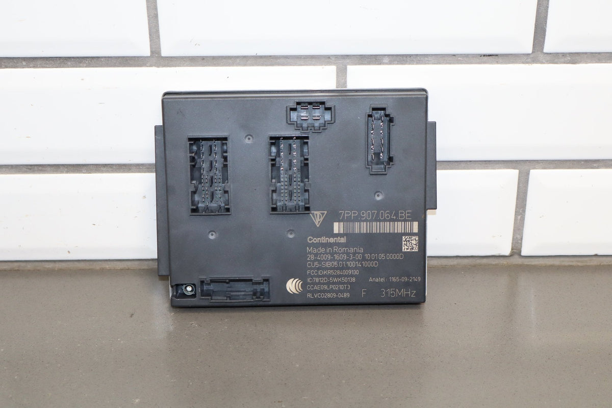 2010-2016 Porsche Panamera Body Control Module 7pp907064be OEM