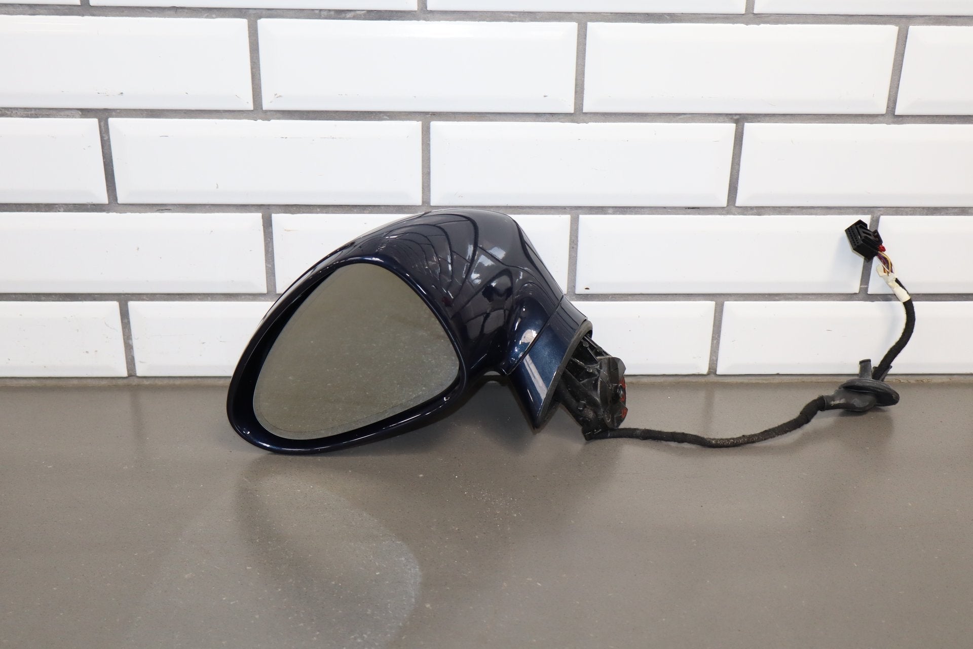 2010-2016 Porsche Panamera Left Door Mirror Dark Blue Metallic N4