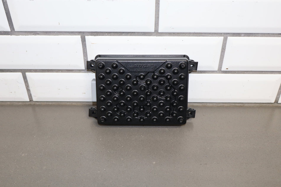 2010-2016 Porsche Panamera Radio Amplifier OEM