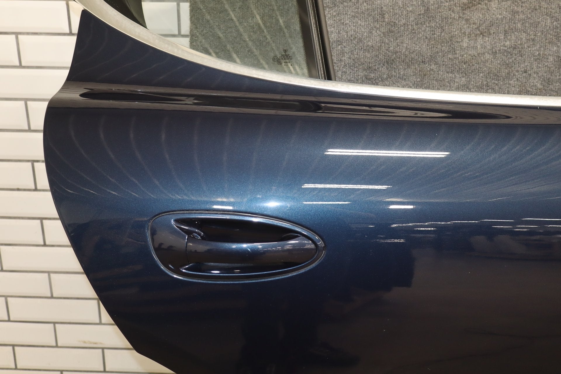 2010-2016 Porsche Panamera Right Rear Door Dark Blue Metallic ( N4 )