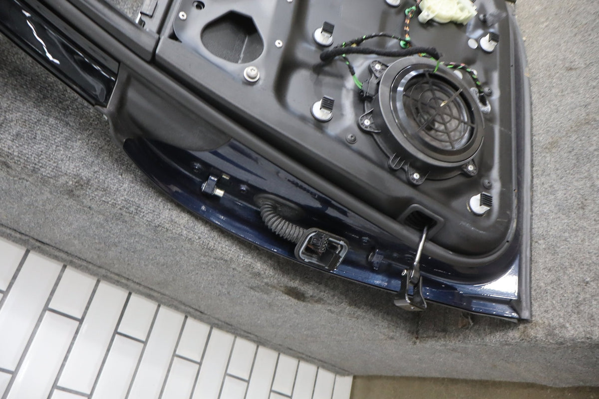 2010-2016 Porsche Panamera Right Rear Door Dark Blue Metallic ( N4 )