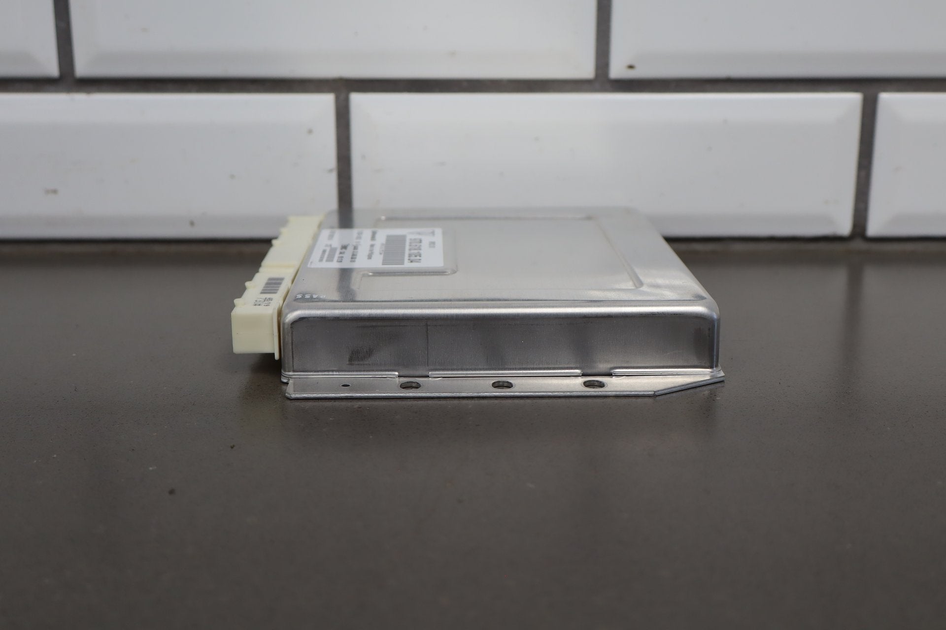 2010-2016 Porsche Panamera Suspension Control Module (SCM) 97061810504 OEM