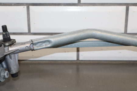 2010-2016 Porsche Panamera Windshield Wiper Front Wiper Motor OEM