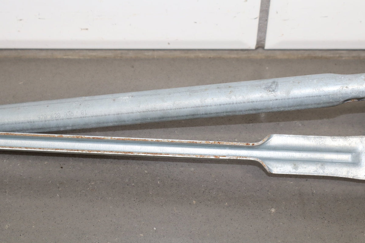 2010-2016 Porsche Panamera Windshield Wiper Front Wiper Motor OEM