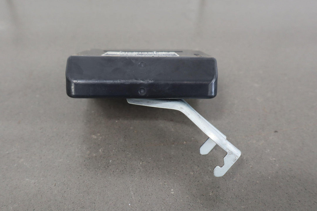 2010 - 2019 Lexus GX460 Transfer Case Control Module (89533 - 60271) OEM