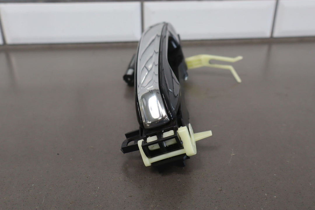 2010 - 2023 Lexus 460 Left Rear Exterior Door Handle W/Chrome Trim