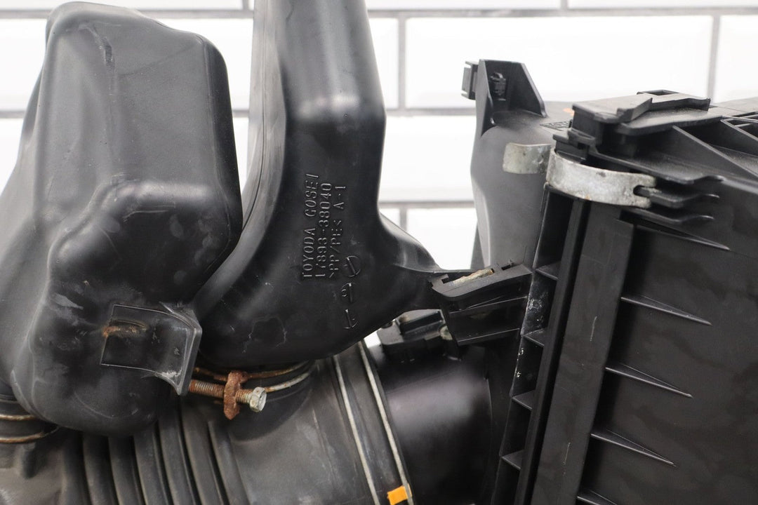 2010 - 2023 Lexus GX460 Air Intake Cleaner Tube Box Lid Resonators