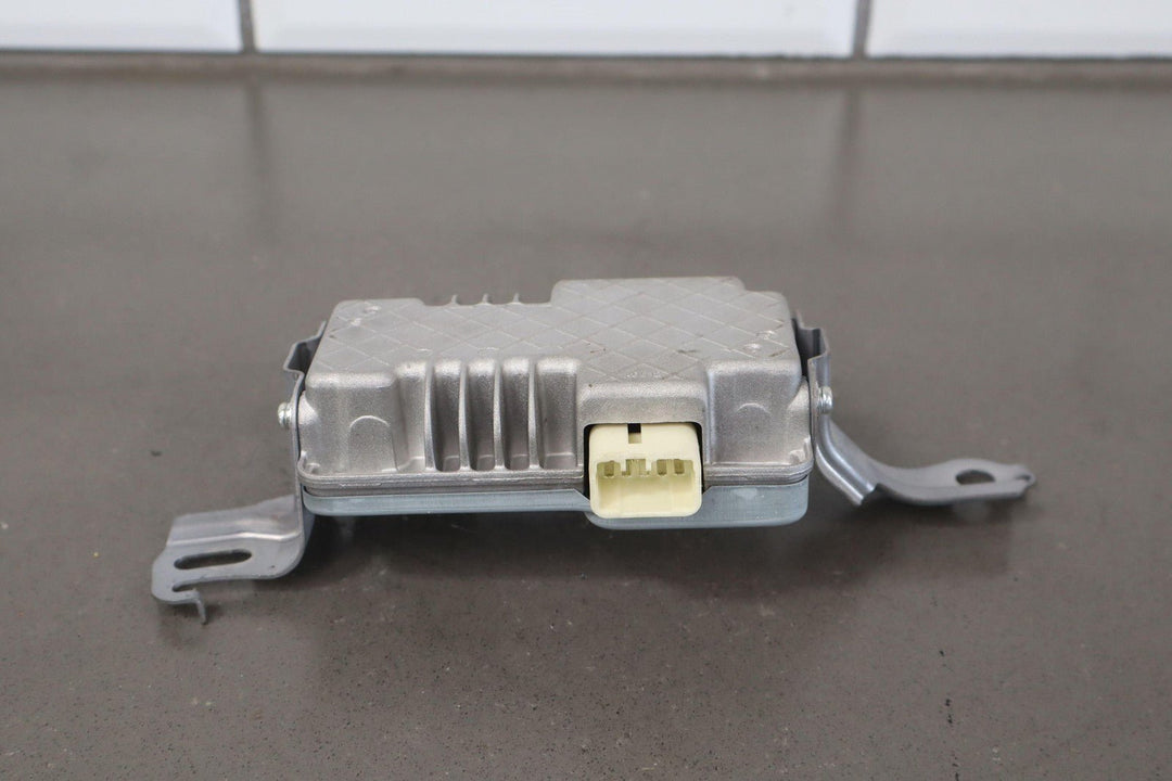 2010 - 2023 Lexus GX460 Power Inverter
