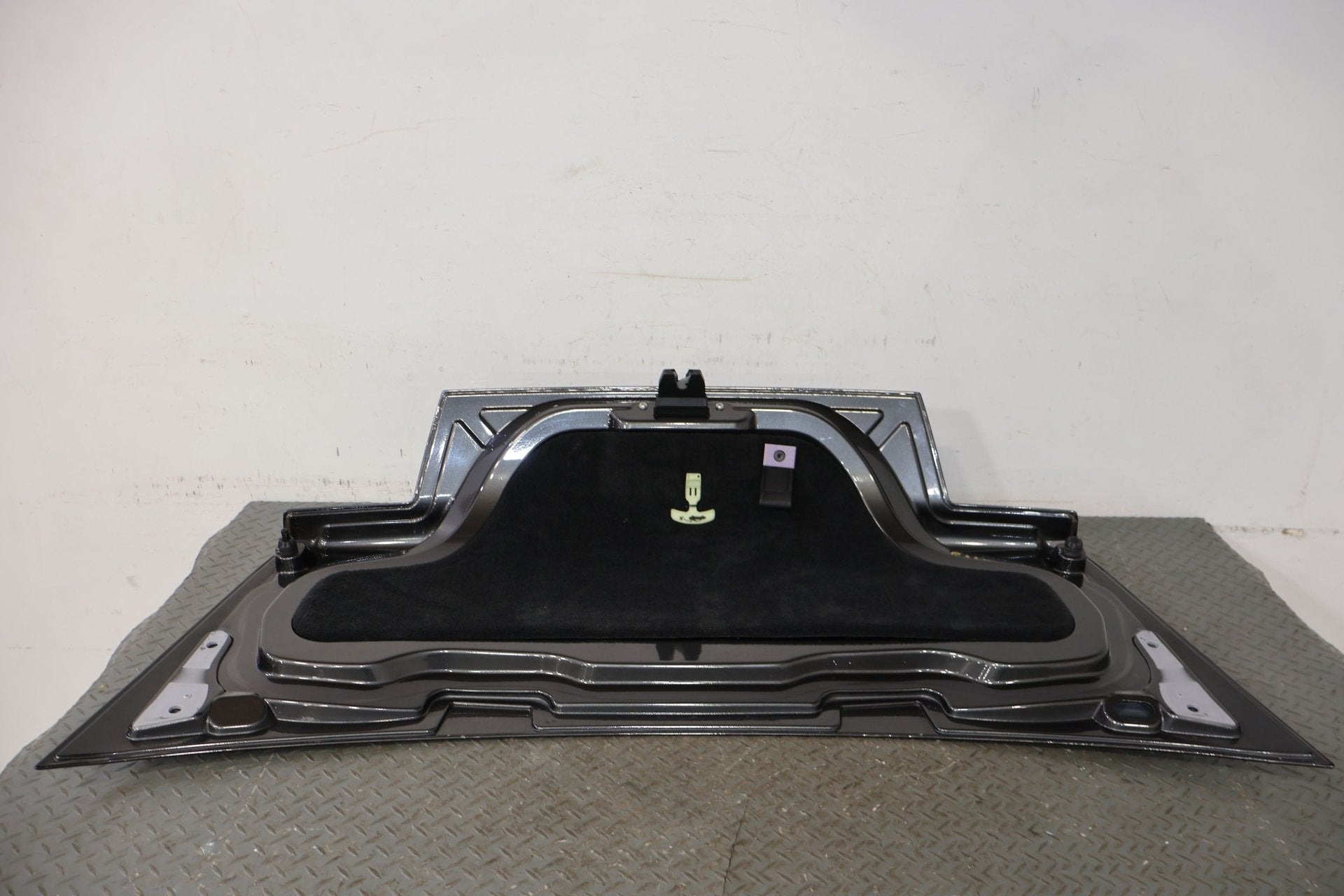 2010 ASTON- Decklid/Tailgate