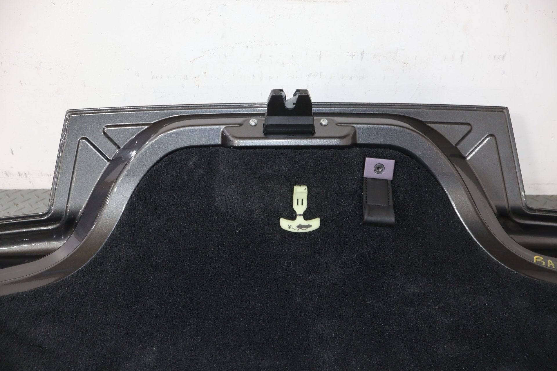 2010 ASTON- Decklid/Tailgate