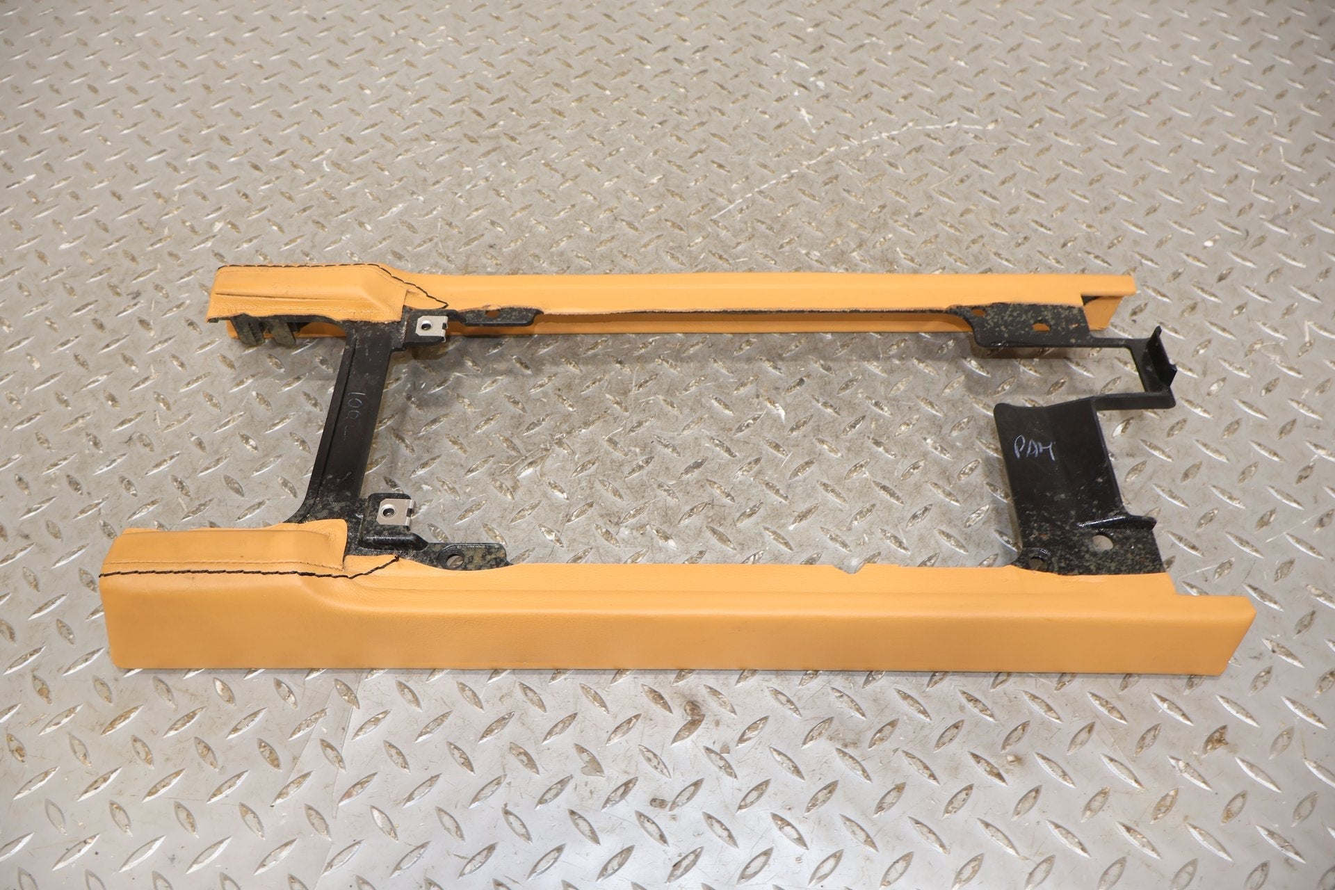 2010 ASTON- Front Console