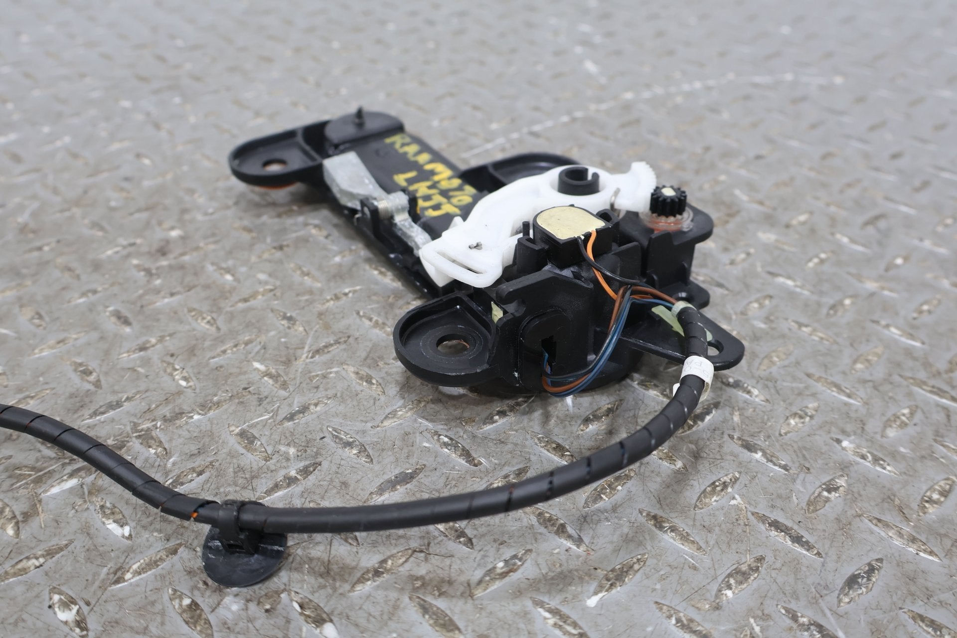 2010 ASTON- Left Front Door Handle