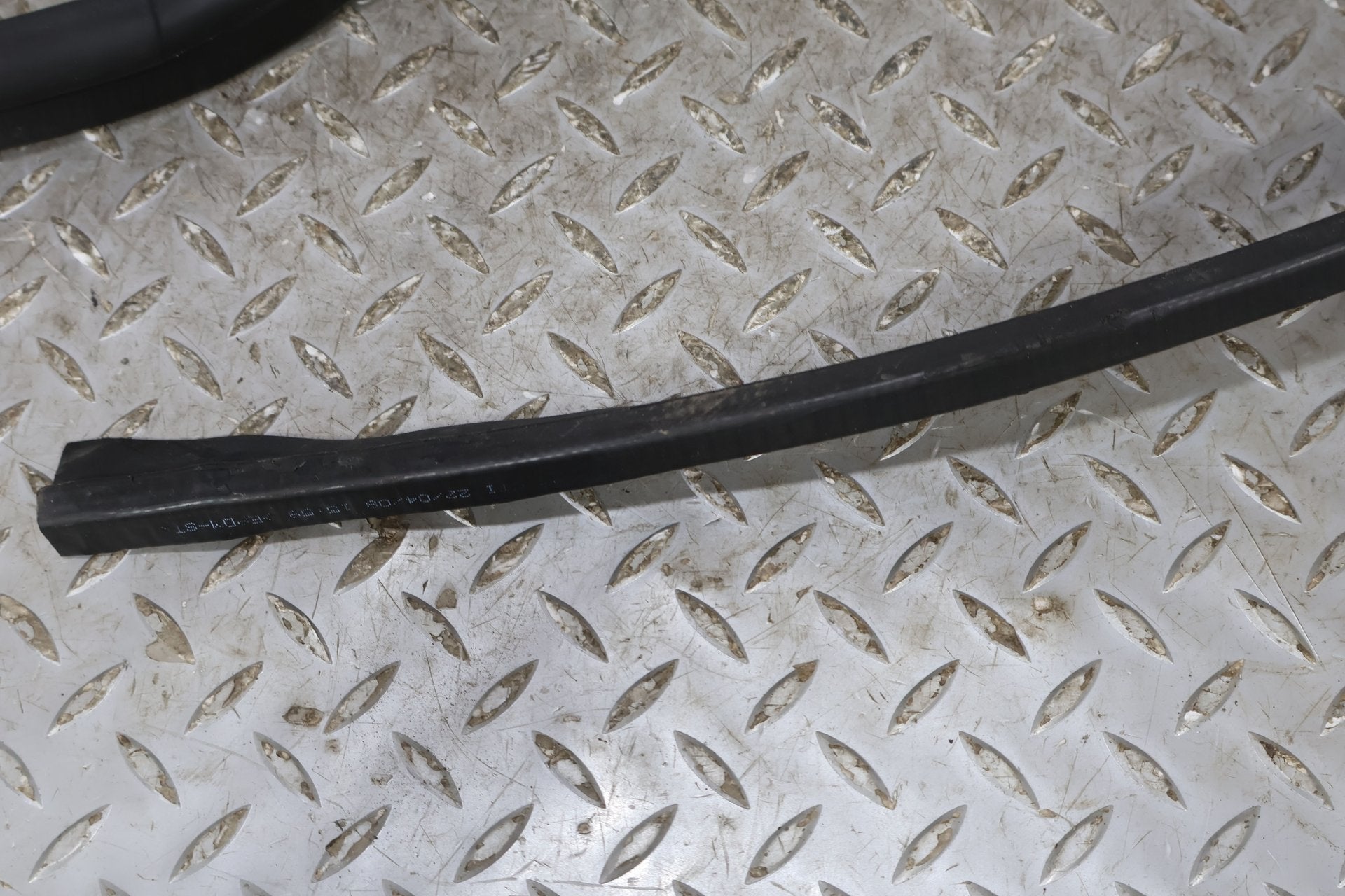 2010 Aston Martin V8 Vantage OEM Convertible Boot Cover Weather Stripping Seal