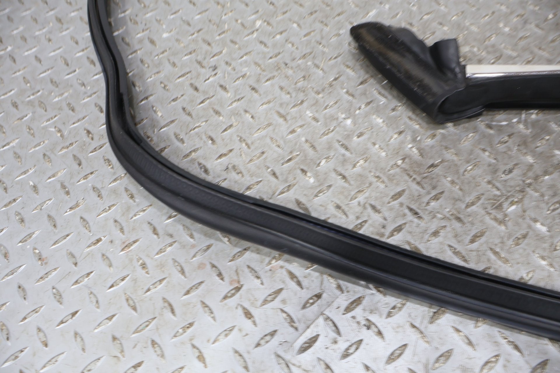 2010 Aston Martin V8 Vantage OEM Convertible Boot Cover Weather Stripping Seal