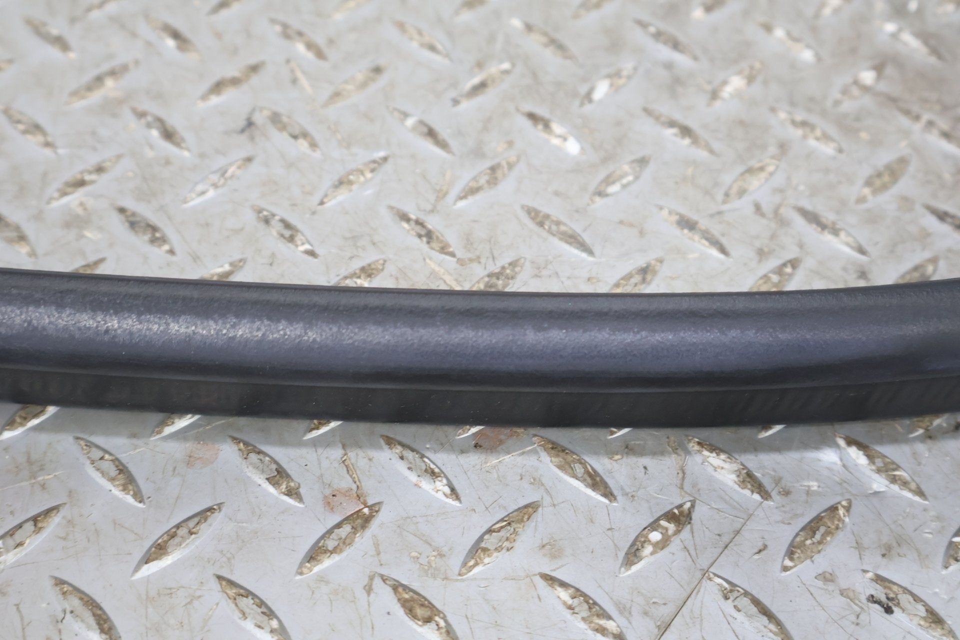 2010 Aston Martin V8 Vantage OEM Convertible Boot Cover Weather Stripping Seal