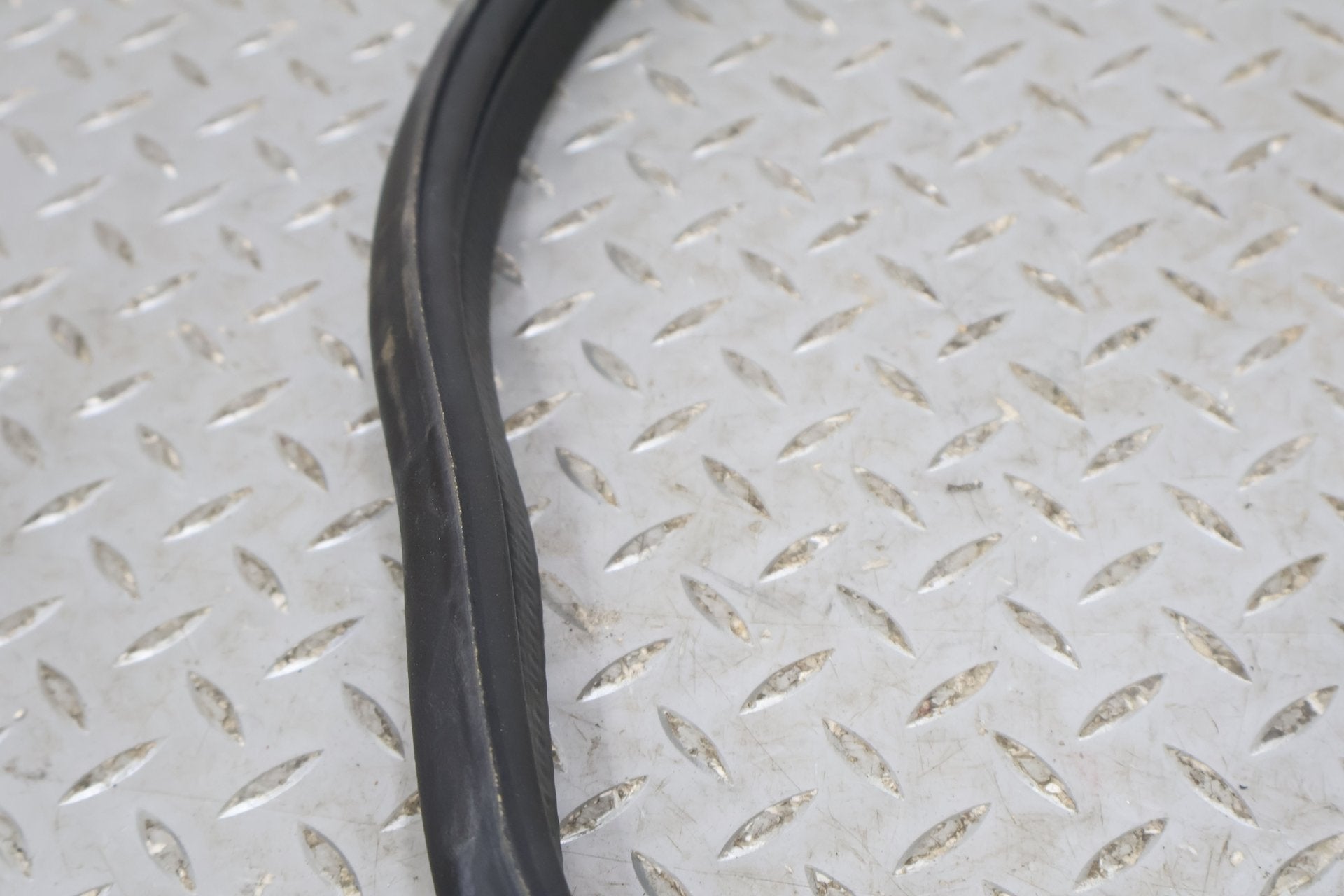 2010 Aston Martin V8 Vantage OEM Convertible Boot Cover Weather Stripping Seal