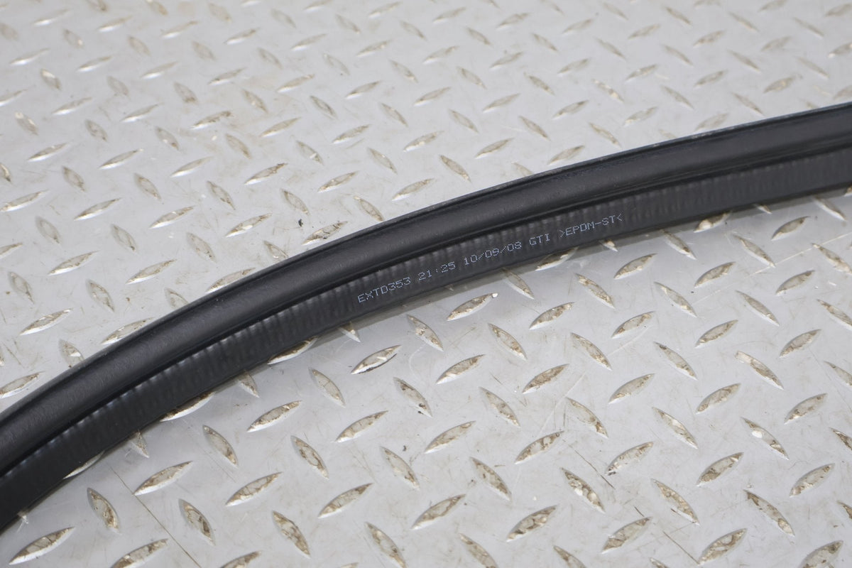 2010 Aston Martin V8 Vantage OEM Convertible Boot Cover Weather Stripping Seal