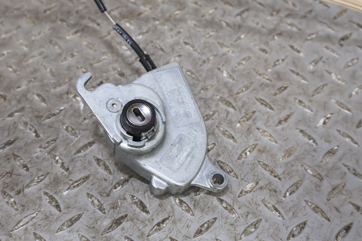 2010 ASTON- Right Front Door Latch