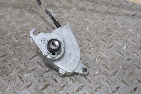 2010 ASTON- Right Front Door Latch