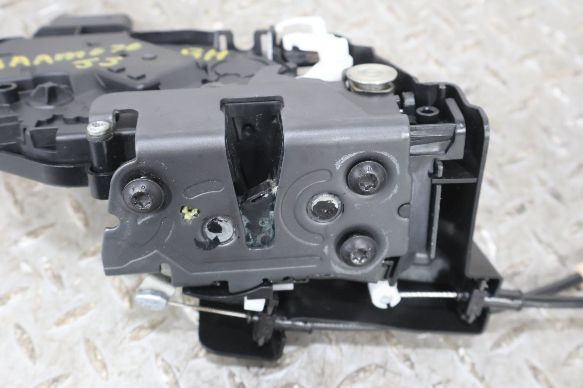 2010 ASTON- Right Front Door Latch
