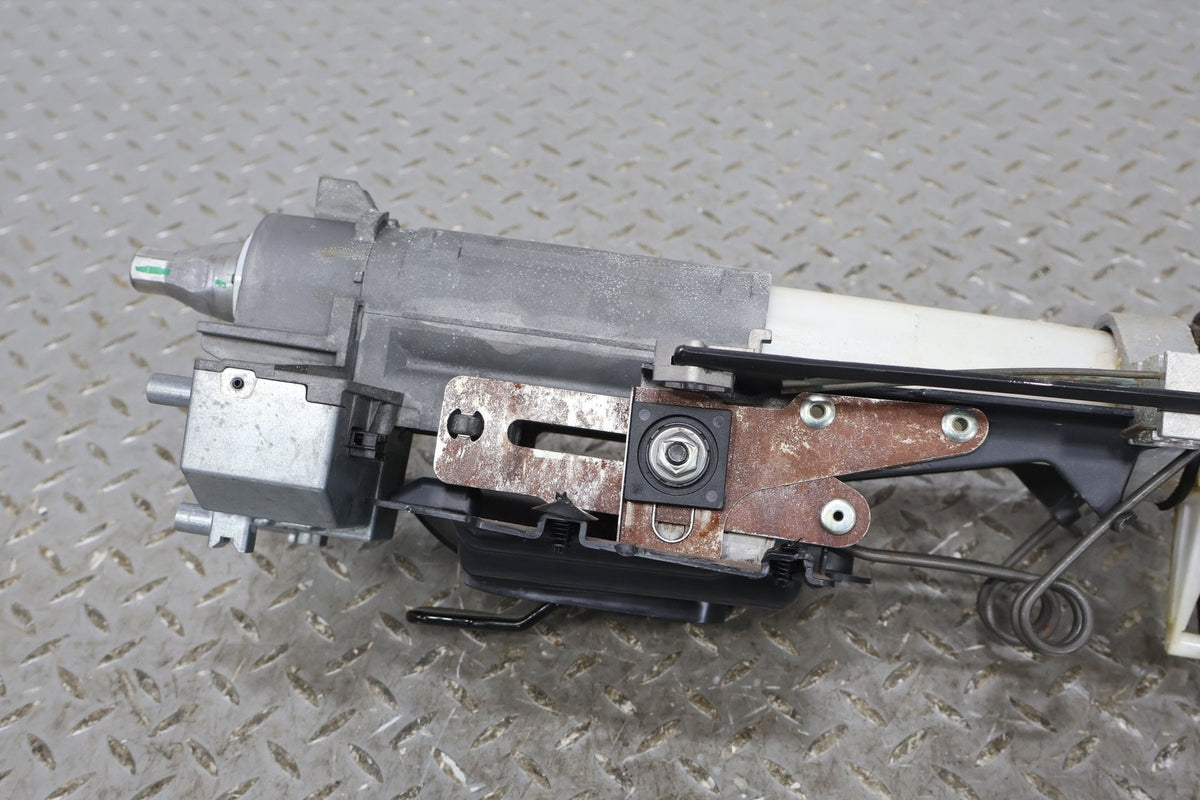 2010 ASTON- Steering Column