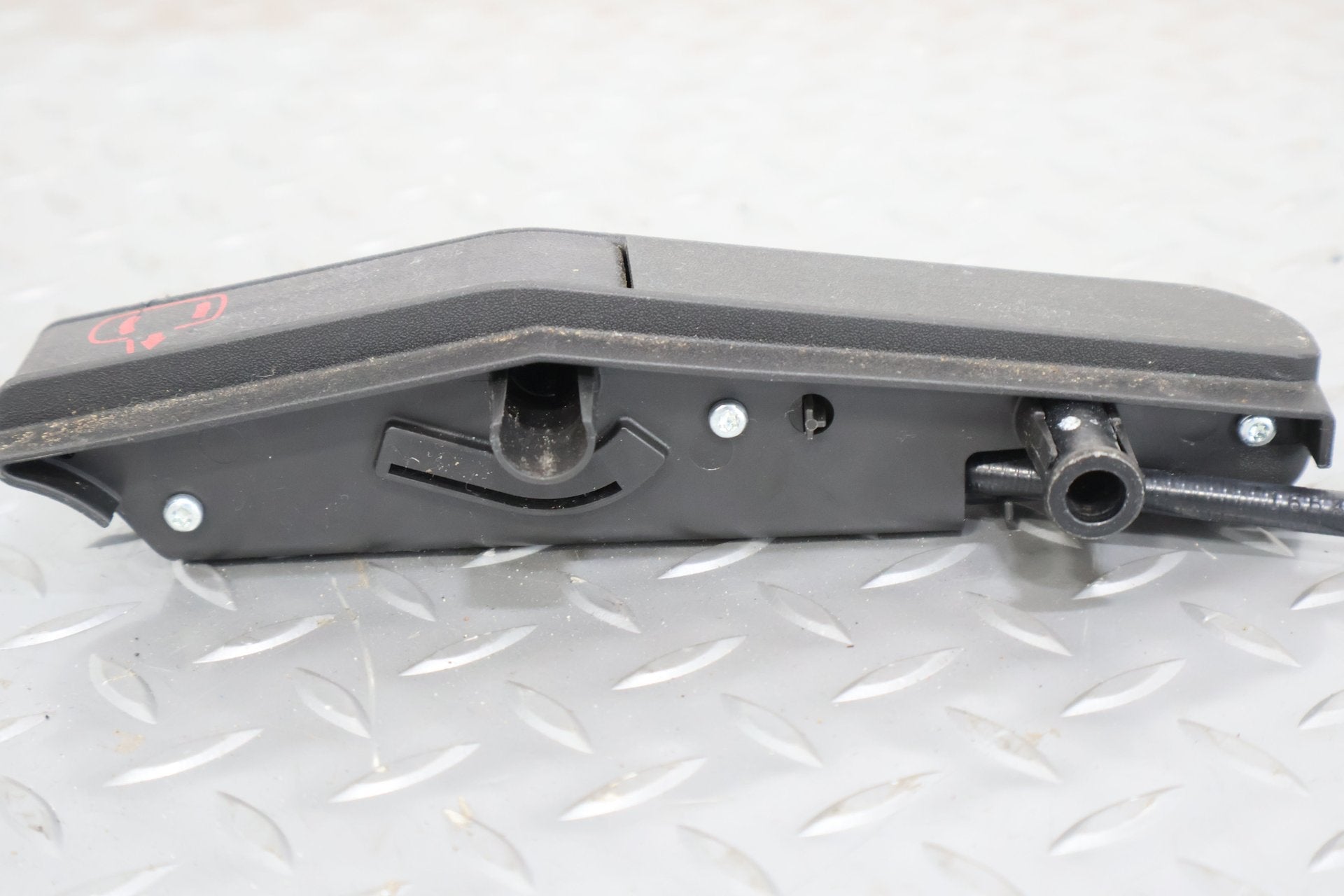 2010 Chevrolet Corvette- Left Front Door Latch