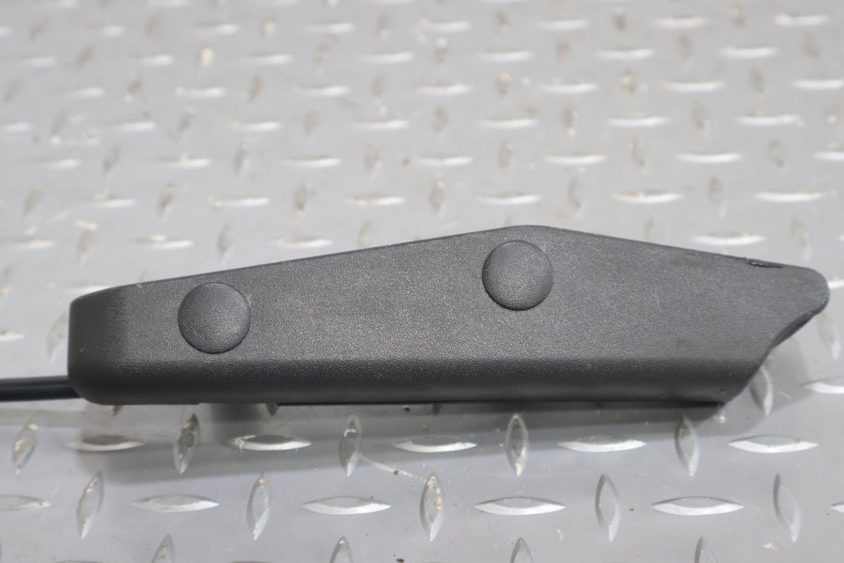 2010 Chevrolet Corvette- Left Front Door Latch