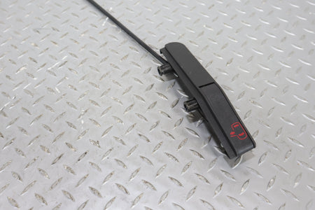 2010 Chevrolet Corvette- Right Front Door Latch