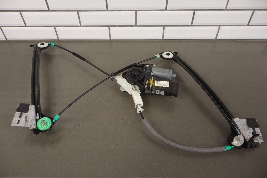 2010 Chevrolet Corvette Right Front Door Regulator Genuine