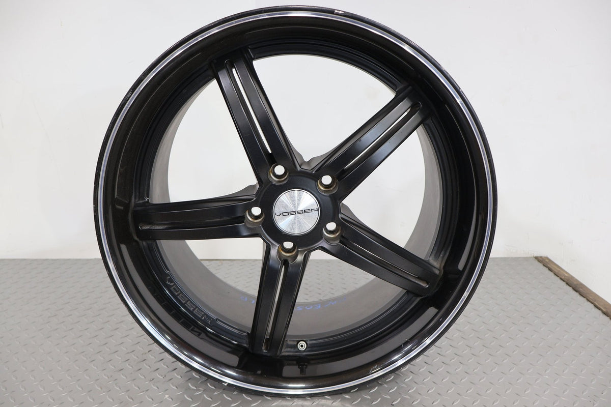 2010 Chevrolet Corvette- Wheel